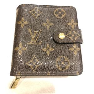 Louis Vuitton classic compact wallet